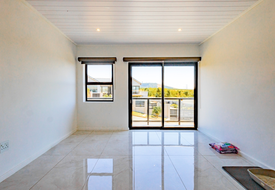 4 Bedroom Property for Sale in Oude Westhof Western Cape